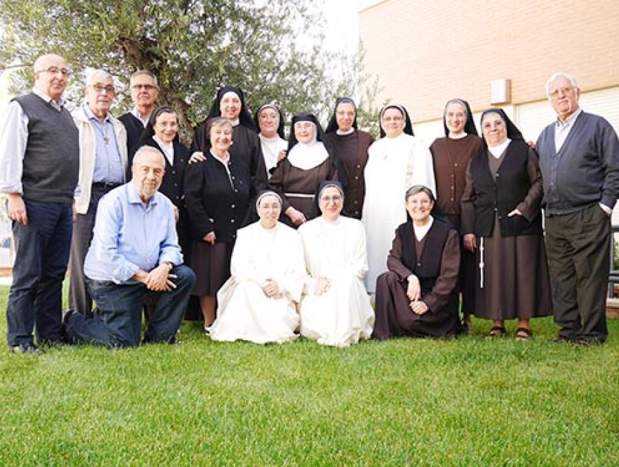 PRESIDENTAS Y ASISTENTES FEDERALES DE CONTEMPLATIVAS FRANCISCANAS