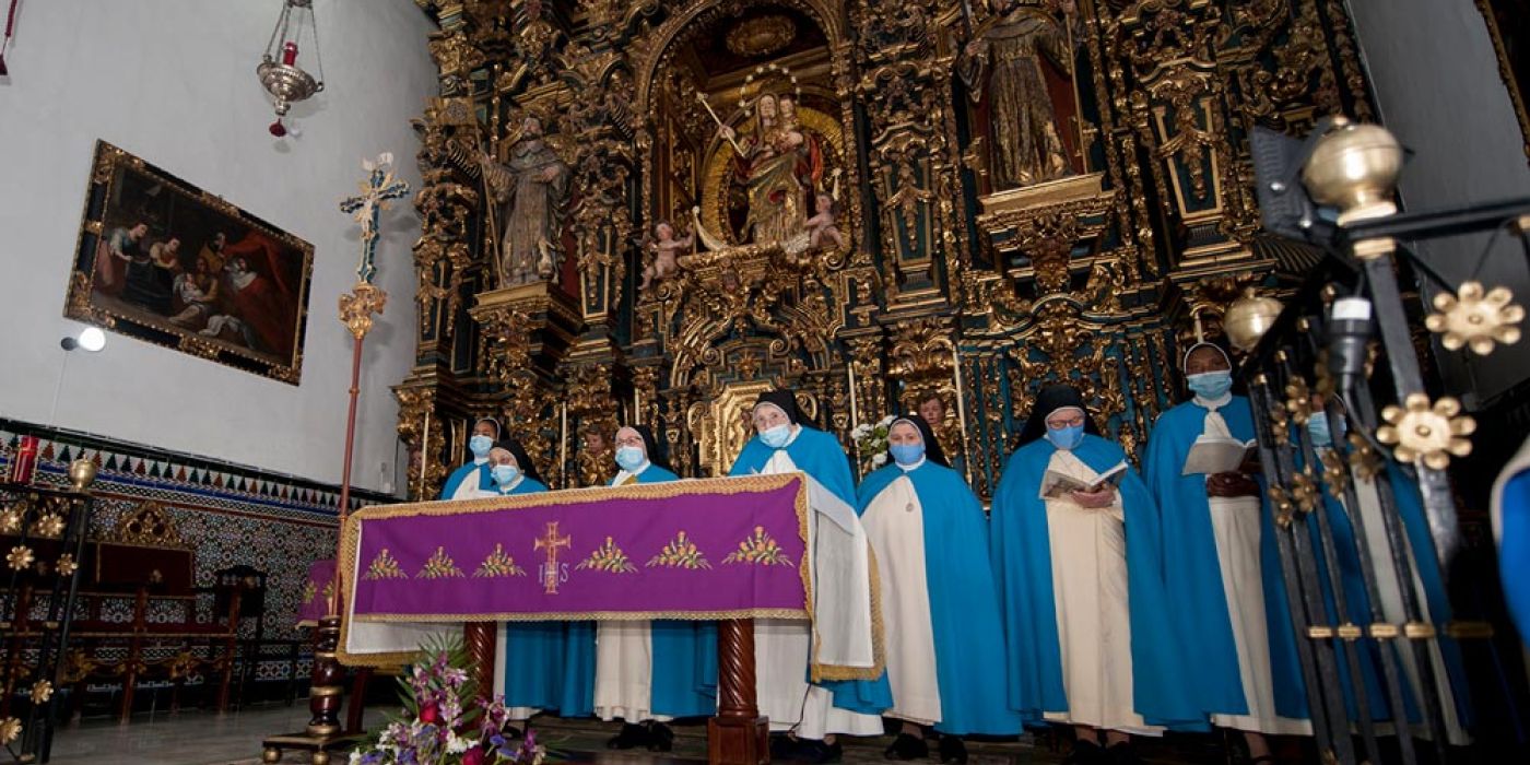 Viacrucis en las Concepcionistas de Lebrija