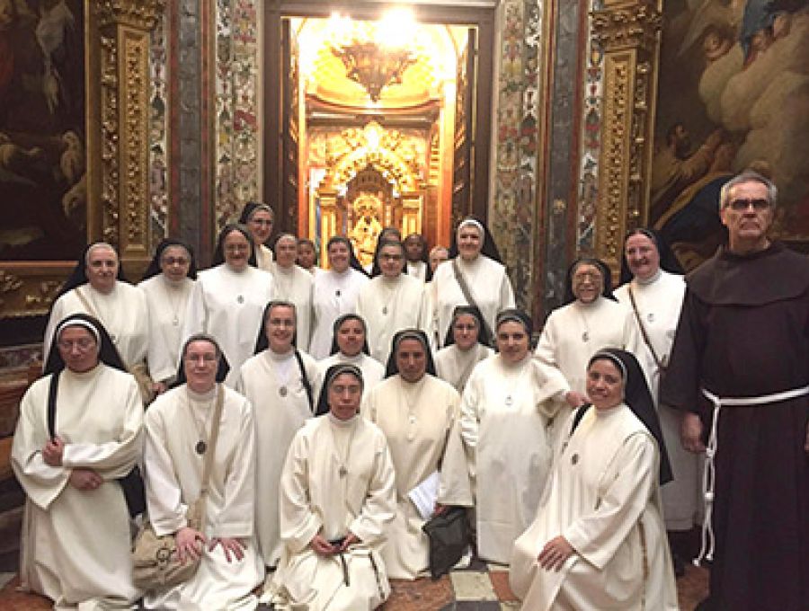 CRONICA DEL CURSO DE FORMACIÓN PERMANENTE  “REVITALIZAR EL DON DE LA VIDA FRATERNA”