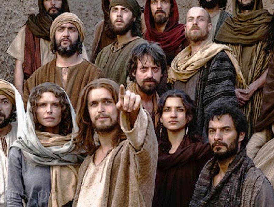 SEXTO DOMINGO DE PASCUA Dios ama. Cristo ama. Nosotros nos amamos. Nosotros somos amados