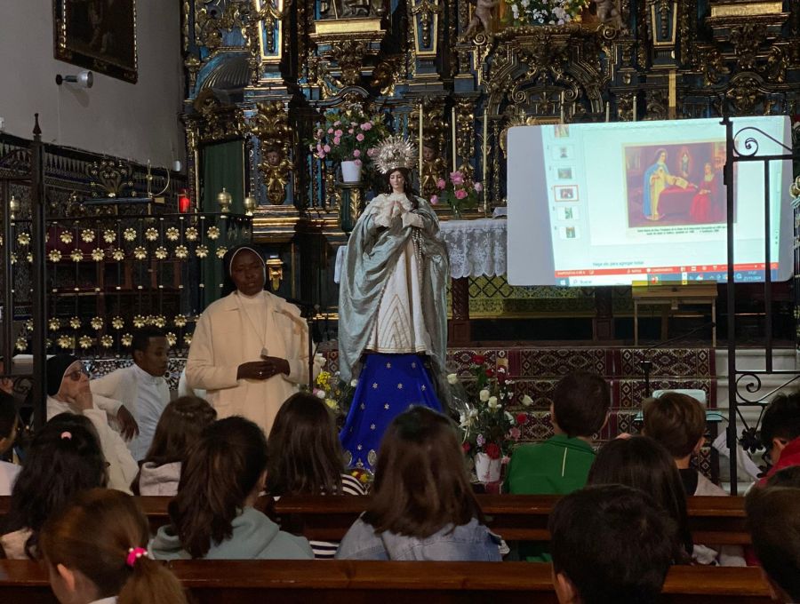 Encuentro de catequesis en la comunidad de Lebrija
