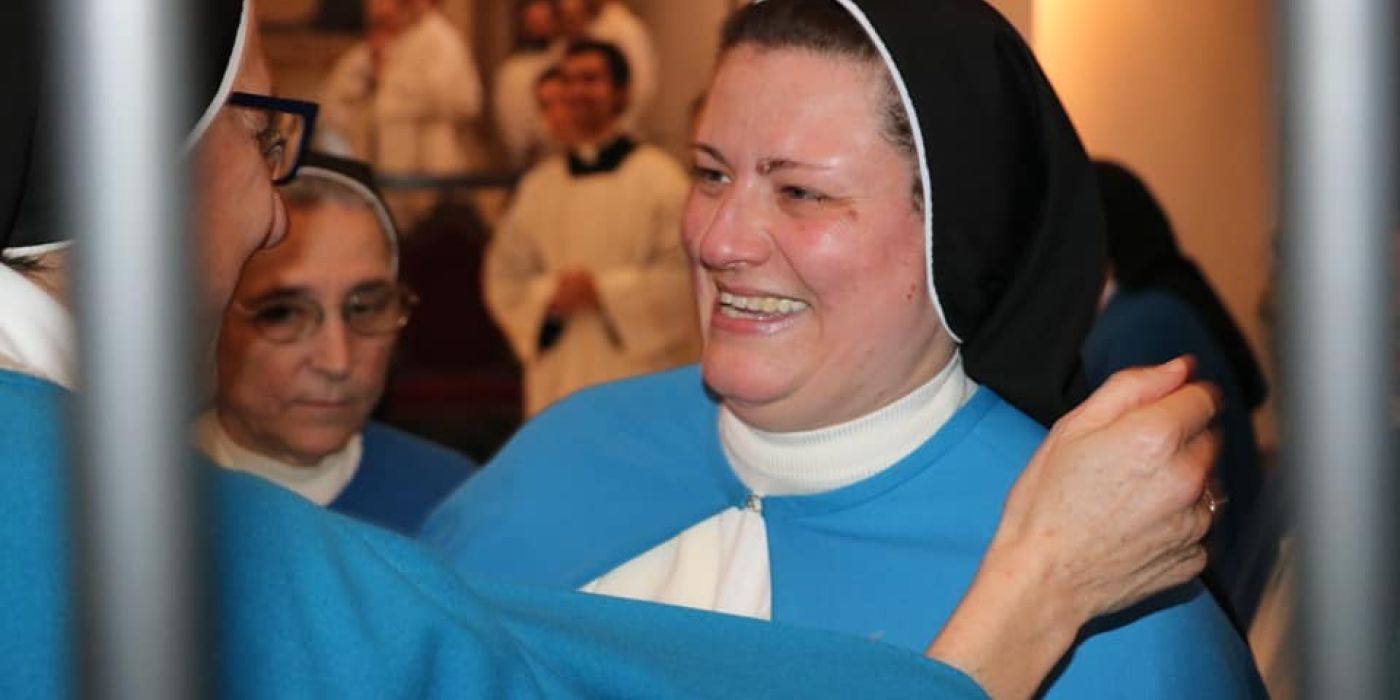 «A ejemplo y honra de María Inmaculada… me consagro a Dios…»